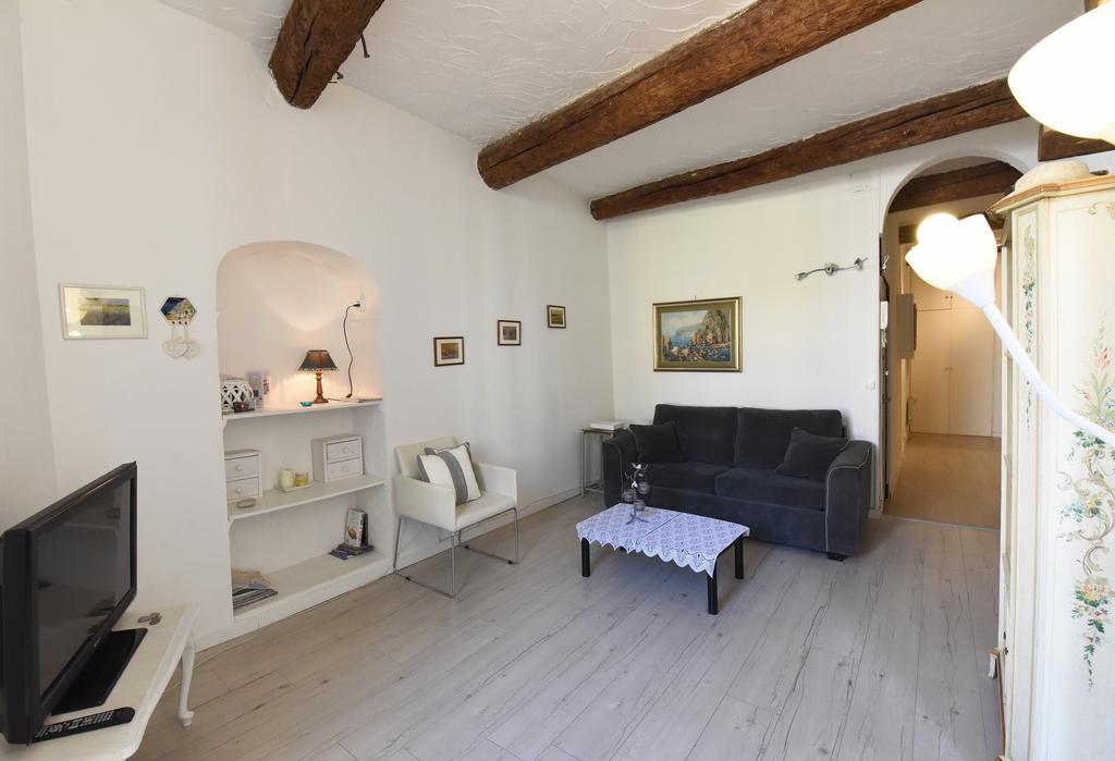 Great Flat In The Old Town Up To 4 Apartment Nisa Exterior foto
